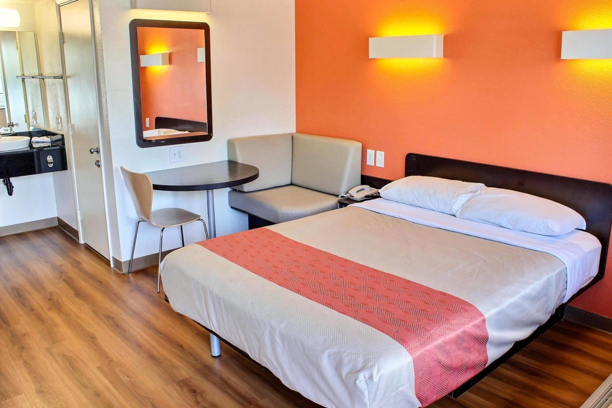 Motel 6-Paso Robles, Ca Zewnętrze zdjęcie