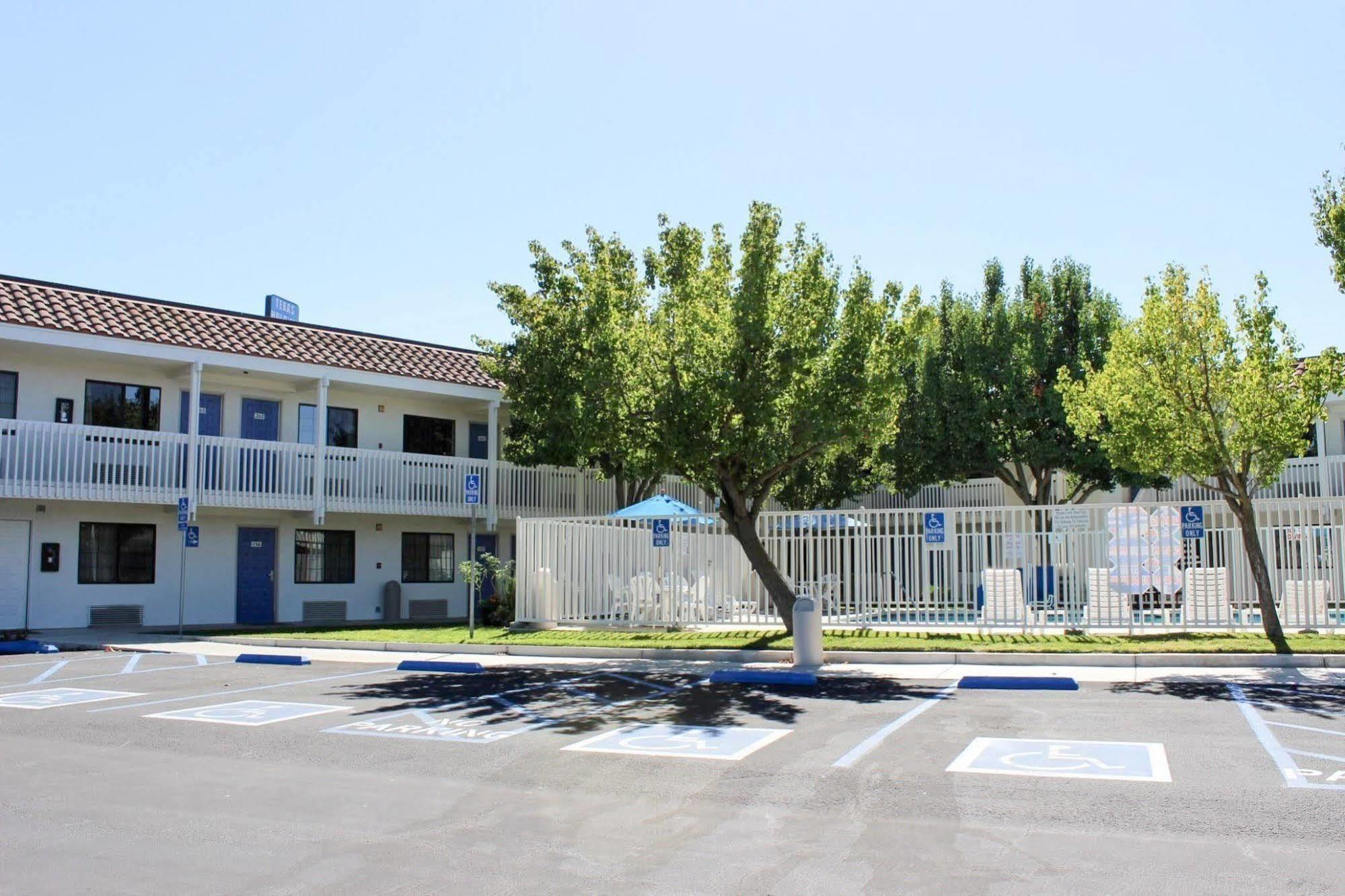 Motel 6-Paso Robles, Ca Zewnętrze zdjęcie