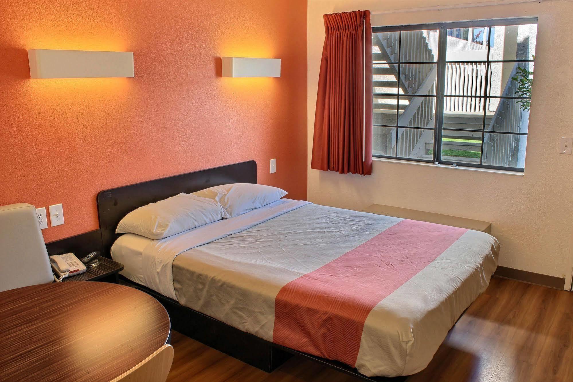 Motel 6-Paso Robles, Ca Zewnętrze zdjęcie