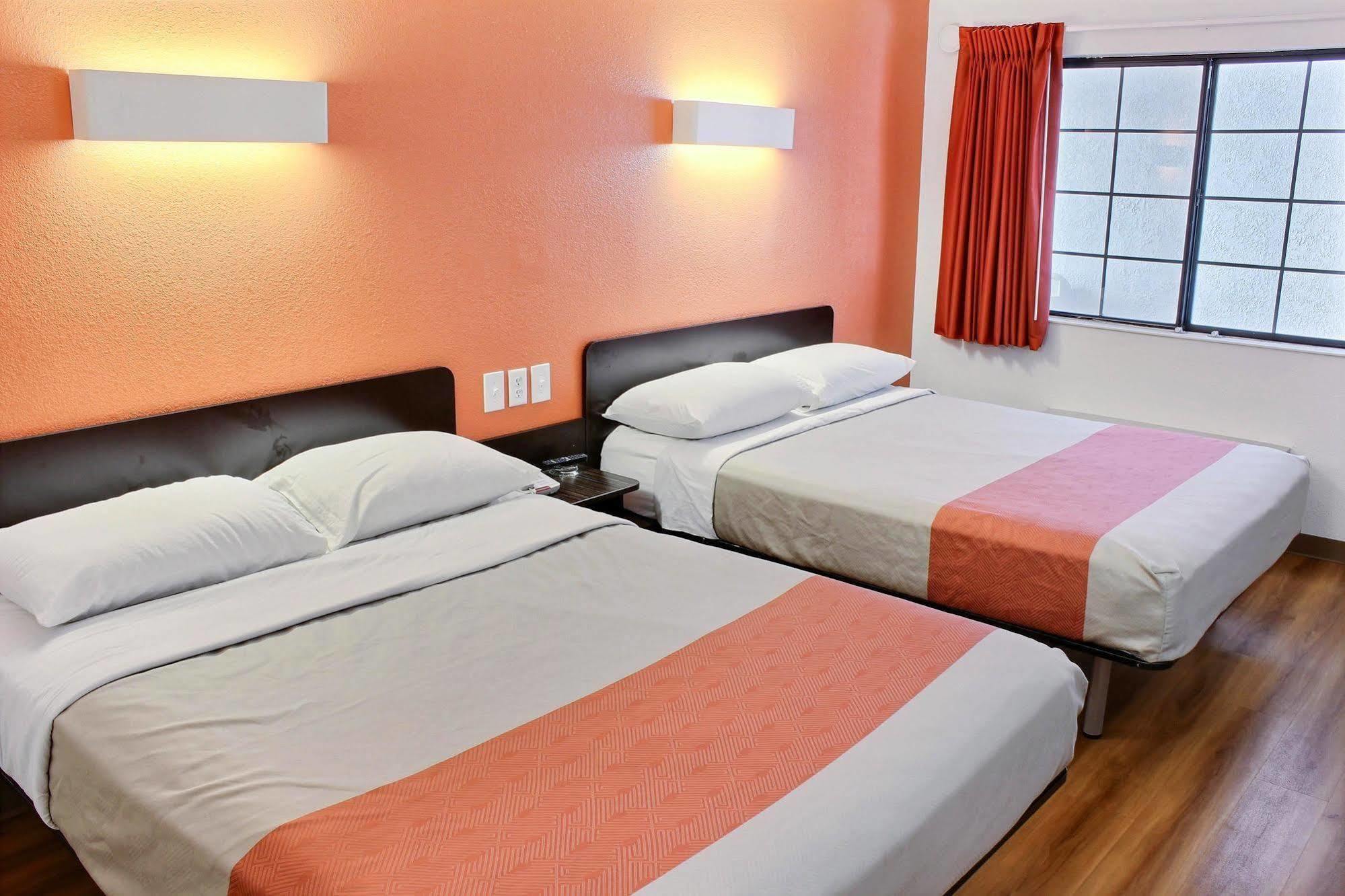Motel 6-Paso Robles, Ca Zewnętrze zdjęcie