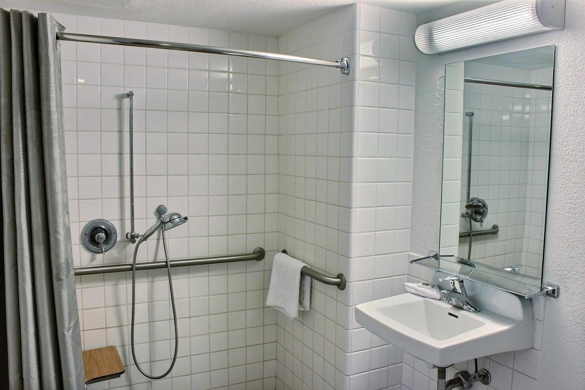 Motel 6-Paso Robles, Ca Zewnętrze zdjęcie
